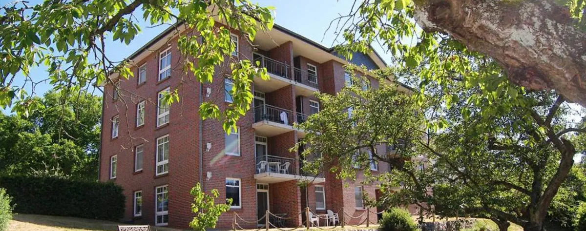 Haus Roland in Zinnowitz von außen: Charmantes Ferienhaus nahe Strand und Ostsee, perfekt für euren Urlaub