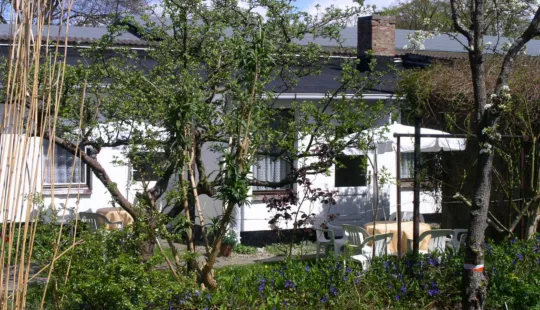 Gemütliche Unterkunft Amselhain mit grünem Garten in Zinnowitz – entspannter Urlaub an der Ostsee