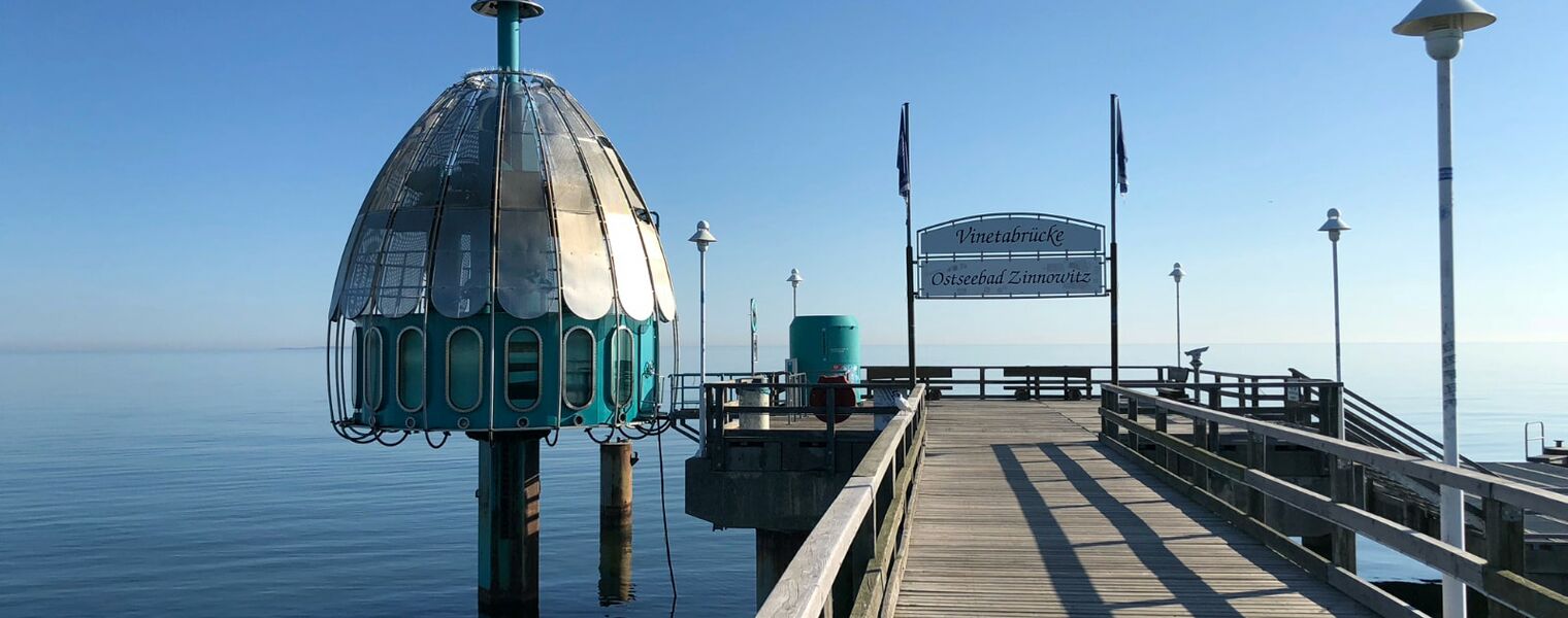 Seebrücke mit Tauchgondel in Zinnowitz bietet einen einzigartigen Ostseeblick und Unterwassererlebnisse – Urlaub in Zinnowitz