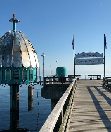 Seebrücke mit Tauchgondel in Zinnowitz bietet einen einzigartigen Ostseeblick und Unterwassererlebnisse – Urlaub in Zinnowitz