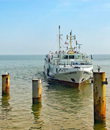 Schifffahrt mit den Adler-Schiffen