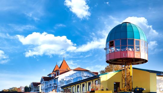 Lift-Café mit weitem Blick über Zinnowitz und den Strand – entspannte Auszeit bei eurem Ostseeurlaub