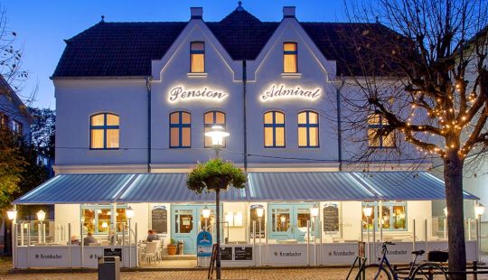 Einladende Pension Admiral mit gemütlichem Restaurant in Zinnowitz – lecker essen und entspannen in eurem Ostseeurlaub