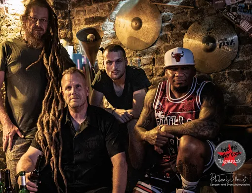 Ragetrack - Klang der Revolution